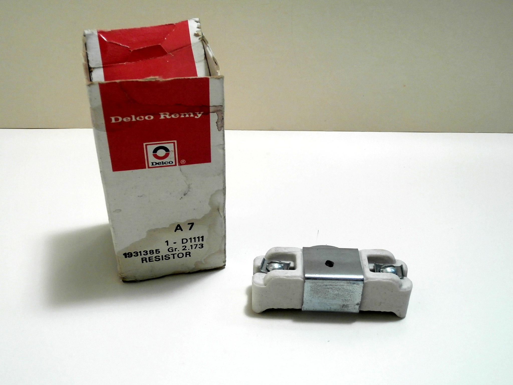 Resister Ignition Ballast Black Dot 63L-67